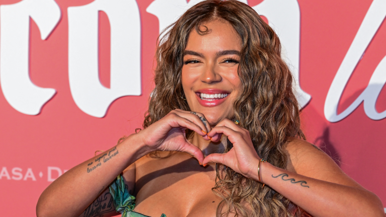 Karol G muestra su lado más íntimo en “Mañana fue muy bonito”, un documental que se estrena el 8 de mayo en Netflix.