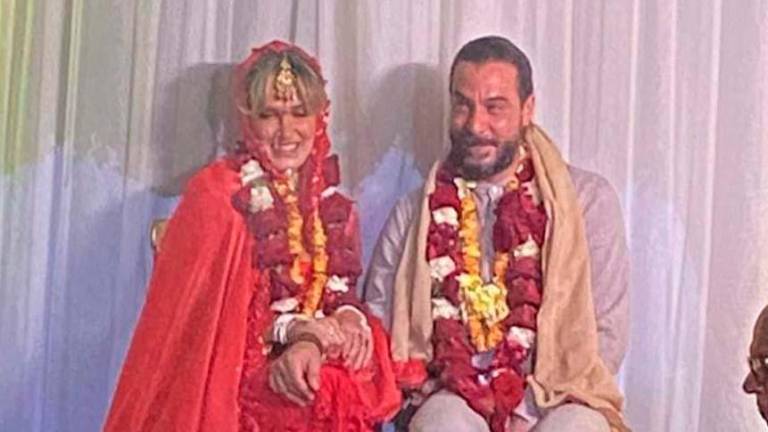Cynthia Viteri y Juan Carlos Váscones celebran su amor con ceremonia hindú