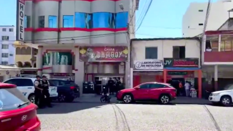 Ataque en un chifa de Machala: tres hombres fueron asesinados mientras almorzaban