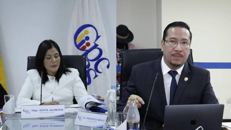 Almeida y Ulloa se aferran a la Presidencia del CPCCS con resoluciones judiciales; ambos emitieron directrices