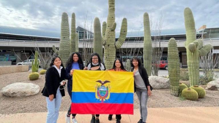 Oportunidad para ecuatorianas que quieran viajar a Estados Unidos: Embajada ofrece programa con gastos pagados