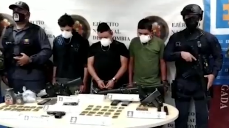 En Colombia detienen a encargado de reclutamiento de menores para una disidencia de las FARC