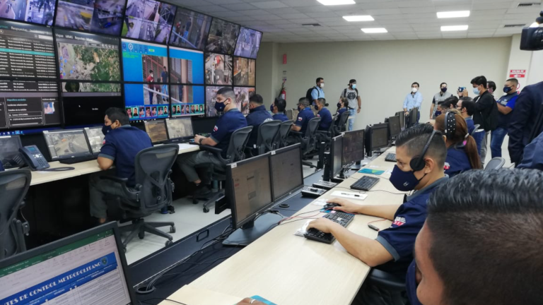 Guayaquil aprueba convenio para compra de 15.000 cámaras de seguridad