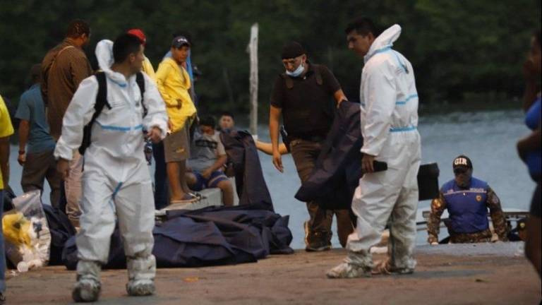Hallan una fosa clandestina con restos humanos en el sur de Guayaquil