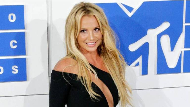 Un tribunal de Los Ángeles liberó a Britney Spears de la tutela oficial de su padre
