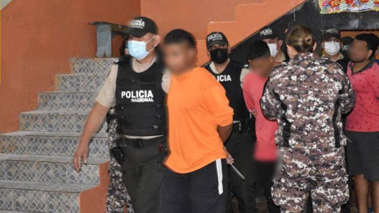Trasladan a más de dos centenares de presos, tras cierre de cárcel en Los Ríos: ¿cuál fue el motivo?