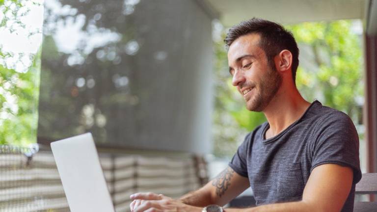 ¿Cómo cuidar su salud durante largas jornadas de trabajo?