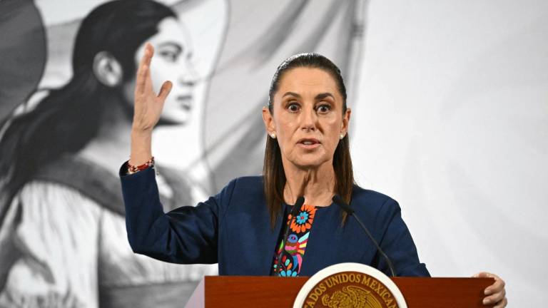 La presidenta de México, Claudia Sheinbaum, durante su conferencia de prensa diaria en el Palacio Nacional de Ciudad de México.