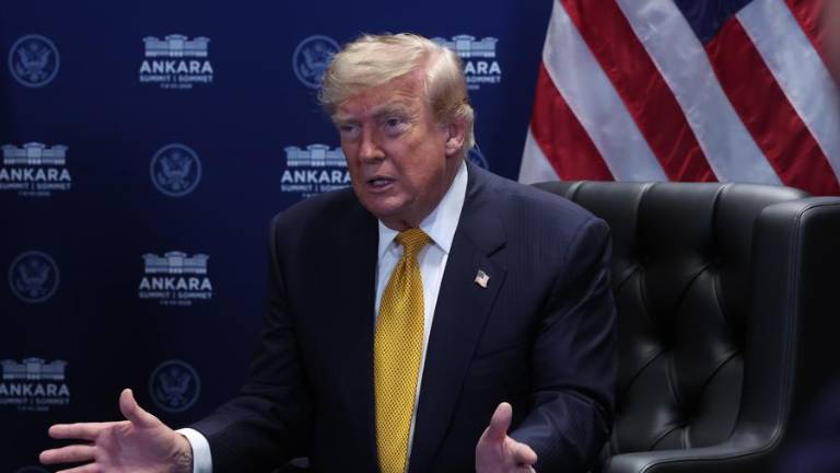 Trump eleva la tensión con Irán: 'Esta noche les vamos a dar duro'; también carga contra España