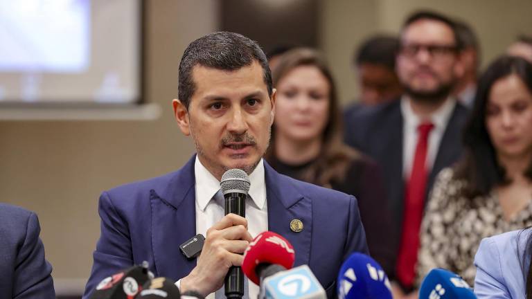 Empresarios de Ecuador y Colombia advierten sobre pérdidas millonarias por la guerra comercial