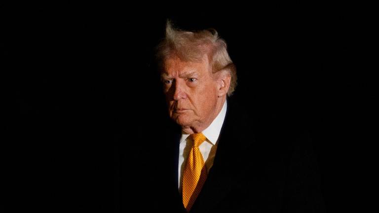 El presidente estadounidense Donald Trump regresa a la Casa Blanca.