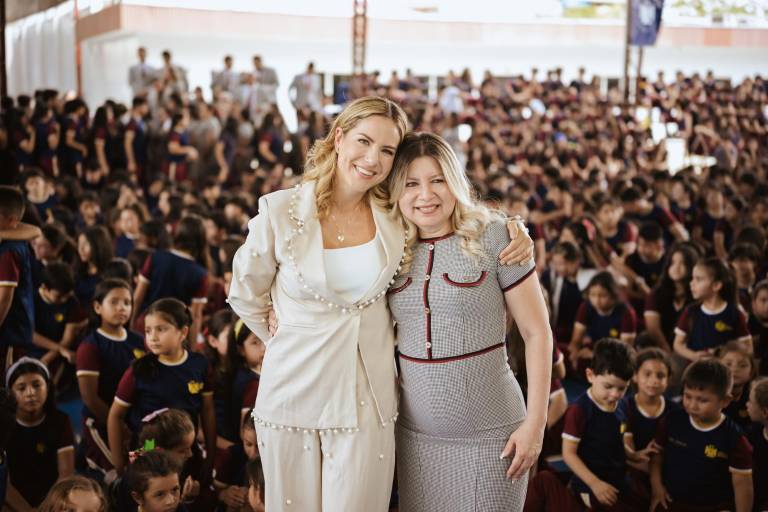 $!Estefanía Poggi de Cuka y María Leonor de Cevallos.