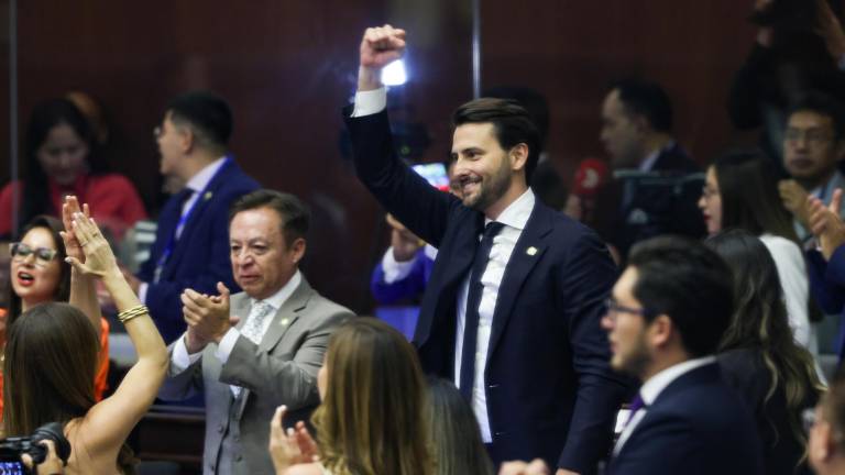 ADN y sus aliados toman el control de la Asamblea Nacional con Niels Olsen en la Presidencia; el correísmo quedó desplazado