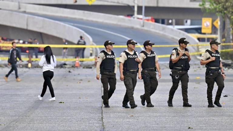 Estados Unidos condena atentado con coche bomba en Guayaquil y ataque con explosivos a puentes