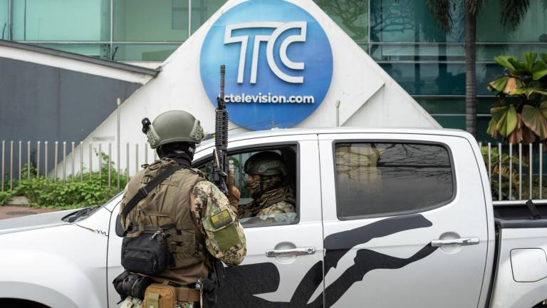 Más de 300 periodistas condenan la irrupción de sujetos armados en las instalaciones de TC Televisión en una carta