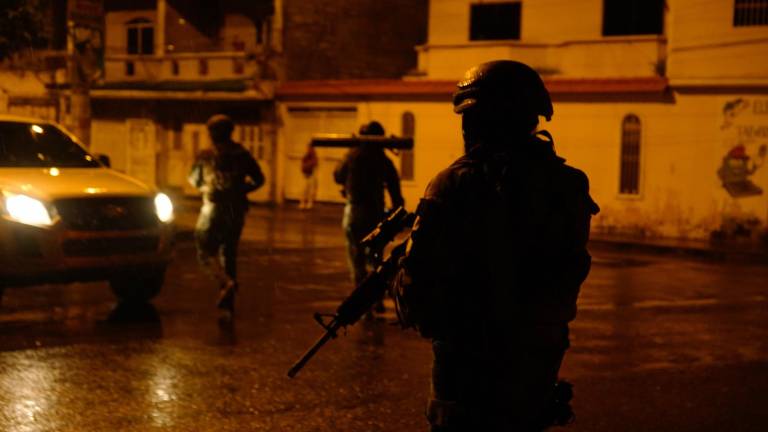 Encuentran cuerpo decapitado y cabeza dentro de sacos de yute en el barrio Las Malvinas, al sur de Guayaquil