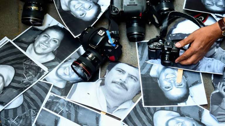 Récord de periodistas asesinados y presos en América Latina, según la SIP