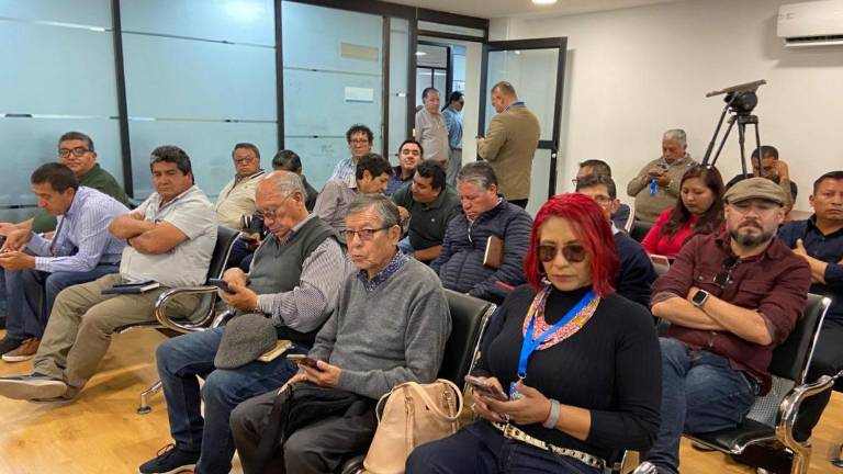 Transportistas de Quito levantan restricciones y retomarán operación normal tras diálogo con el Municipio