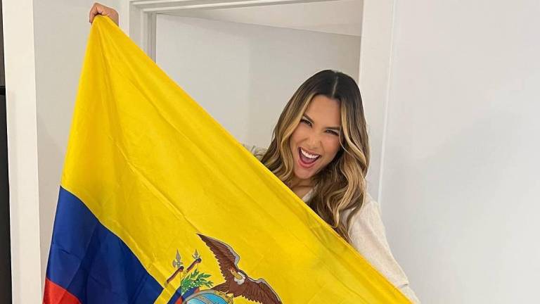 La presentadora Alejandra Jaramillo es una de las panelistas del programa Siéntese quien pueda. Foto tomada del Instagram.