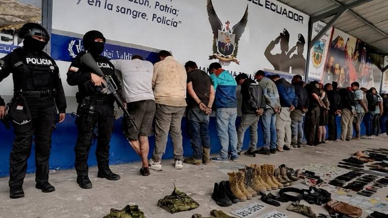 Dictan prisión preventiva para 20 detenidos por falso operativo para robar empresa en Tungurahua