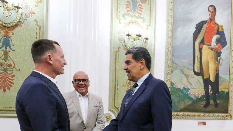Reunión entre Nicolás Maduro y Richard Grenell.