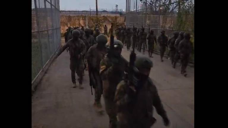 Bloque de Seguridad ingresa a la Cárcel Regional en Guayaquil, donde estaba preso alias Fito y se escapó