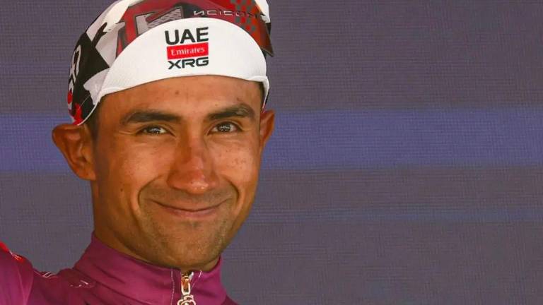 Jhonathan Narváez, líder de la maglia ciclamino en la Etapa 14 del Giro de Italia 2026.