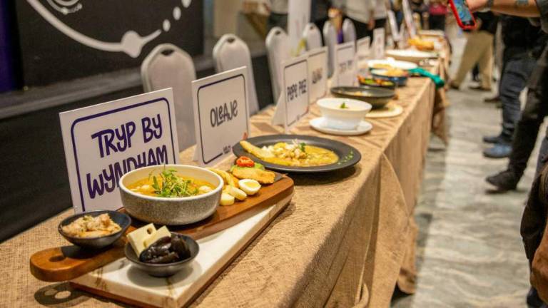 Algunos de los platos que concursaron durante el primer Festival de la Fanesca realizado en colaboración entre la Escuela de los Chefs y Mall del Sol.