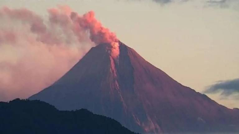 Geofísico: hay la posibilidad de que se produzca una erupción más grave en el Sangay