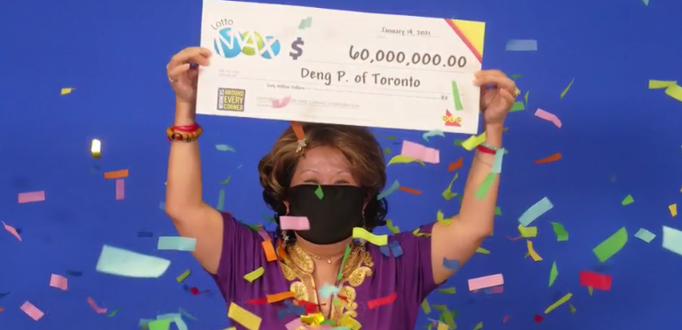 Durante 20 años compró el mismo número de lotería, acaba de ganar $47 millones