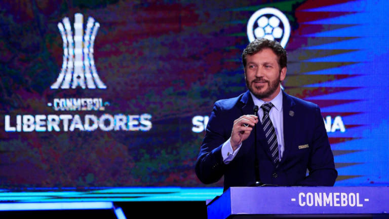 &quot;El fútbol sudamericano podrá afrontar la pandemia del coronavirus&quot;, asegura presidente de la Conmebol