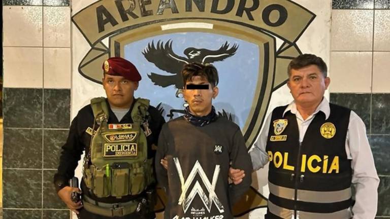 Detienen a presunto sicario de la banda ecuatoriana 'Los Lobos' en Perú: estaba a punto de cometer un asesinato