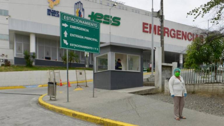 IESS declara en emergencia su sistema de salud