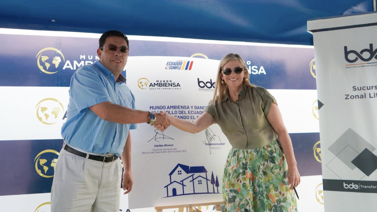 BDE destaca impacto económico y social de proyectos habitacionales en Ecuador