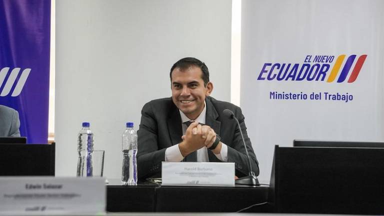 “Estamos en buen camino”, afirmó el ministro de Trabajo, Harold Burbano.
