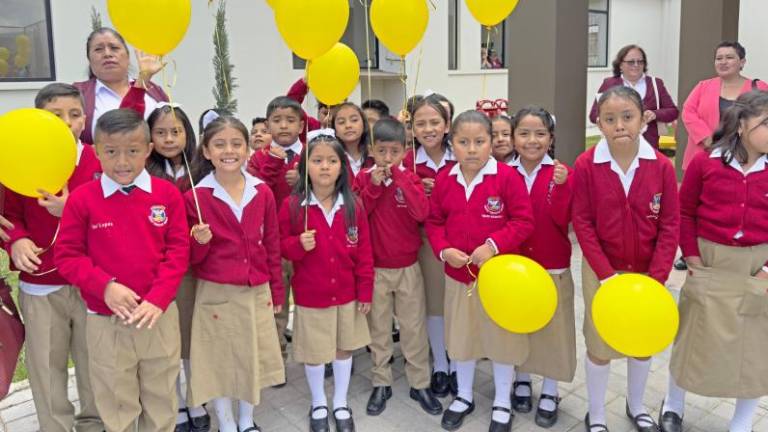 Ministerio de Educación habilita matrícula extraordinaria para estudiantes de la Sierra y Amazonía 2025-2026