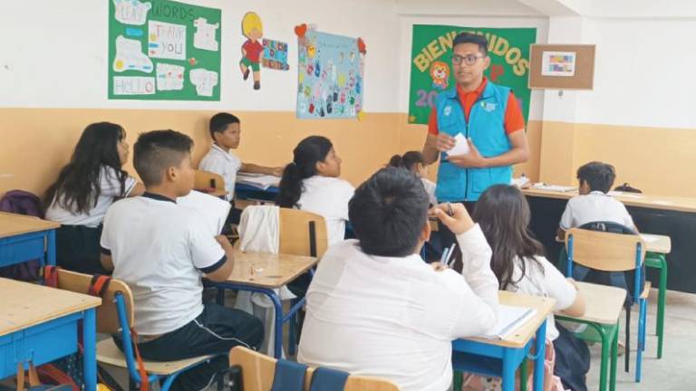 Ministerio de Educación emite protocolo para prevenir discriminación por identidad de género de estudiantes