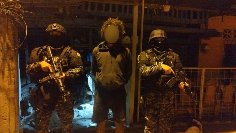 Primera noche del toque de queda: 14 presuntos miembros de ‘Lobos Box’ fueron detenidos en Pasaje, El Oro