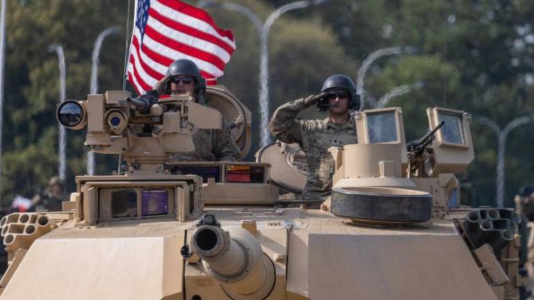 Estados Unidos y Ecuador reanudan proyectos de seguridad para luchar contra el crimen organizado