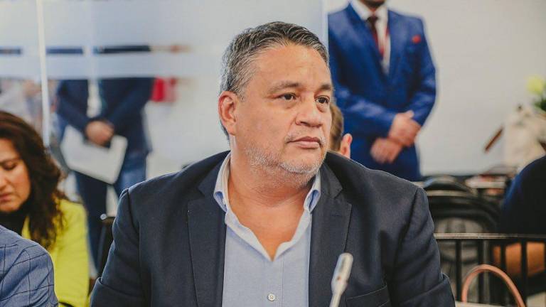 José Arévalo Santana llega a la Gobernación del Guayas.