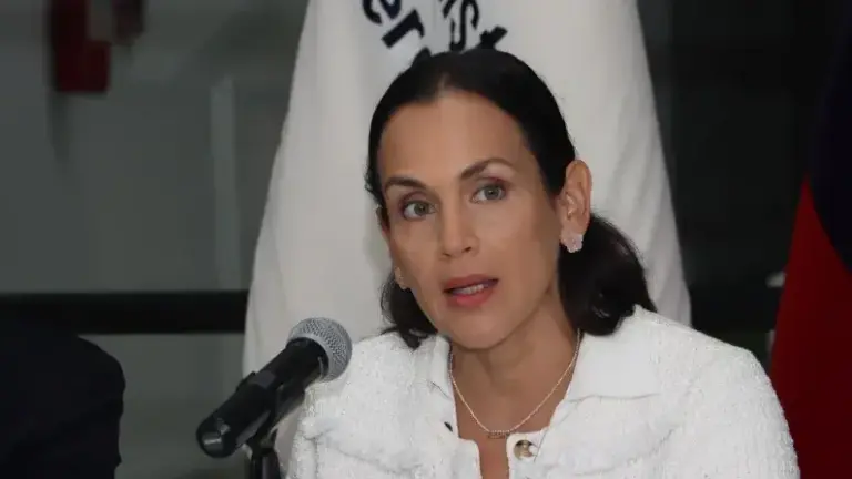 Asamblea debate el futuro de Inés Manzano tras informe que recomienda archivar el juicio político