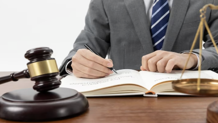 Guayaquil: extorsionadores amenazaban a funcionario judicial con difamación para cobrar USD 50.000