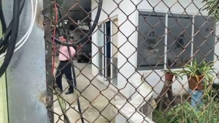 Detienen a una mujer por presunta estafa masiva en agencia de viajes