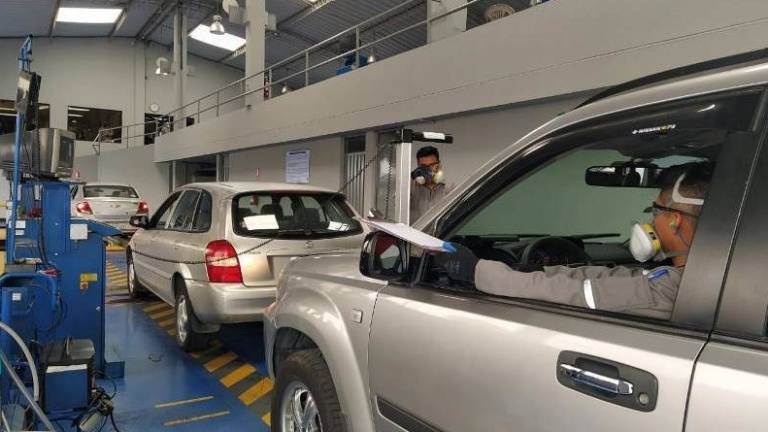 Revisión vehicular se cumplirá con horarios especiales este feriado