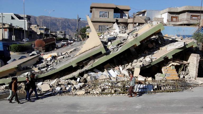 Más de 400 muertos en Irán luego de terremoto de 7.3 grados