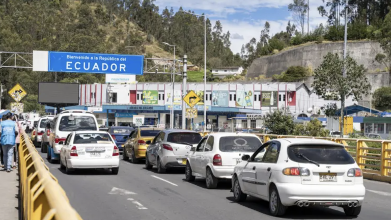 Ecuador emitió resolución para aplicar tasa del 30 % a productos colombianos: estas son las excepciones