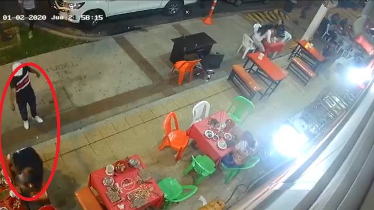 Asesinan a un hombre en un cangrejal del suburbio de Guayaquil