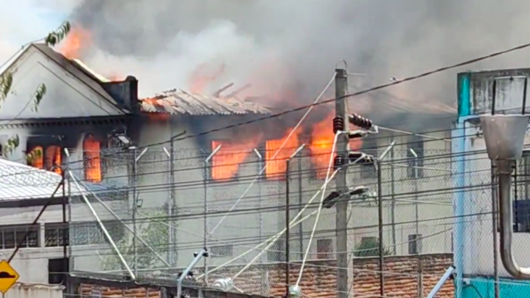 Internos quemaron colchones y provocaron incendio en Centro de Adolescentes Infractores Virgilio Guerrero