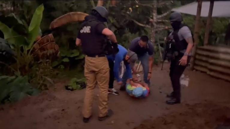 Momento de la captura del octavo más buscado en Ecuador.