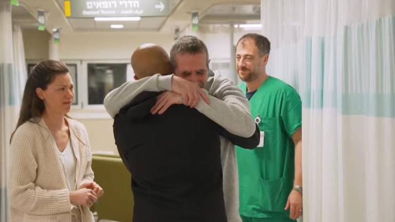 Dos rehenes argentinos son liberados por comando israelí en Gaza